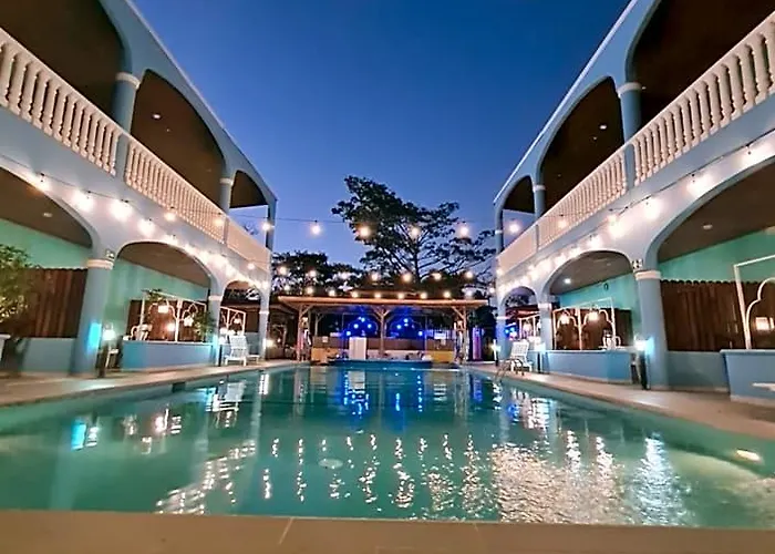 Toro Blanco Hotel 2*