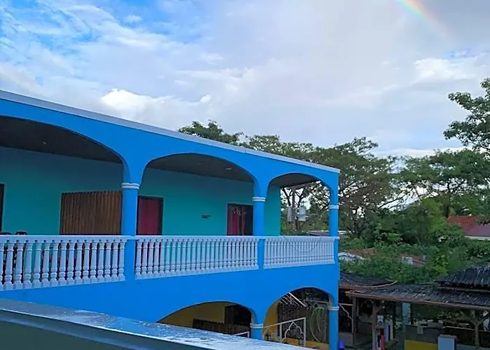 Toro Blanco Hotel 2*
