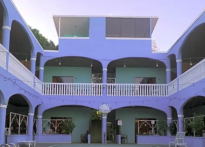 Toro Blanco Hotel