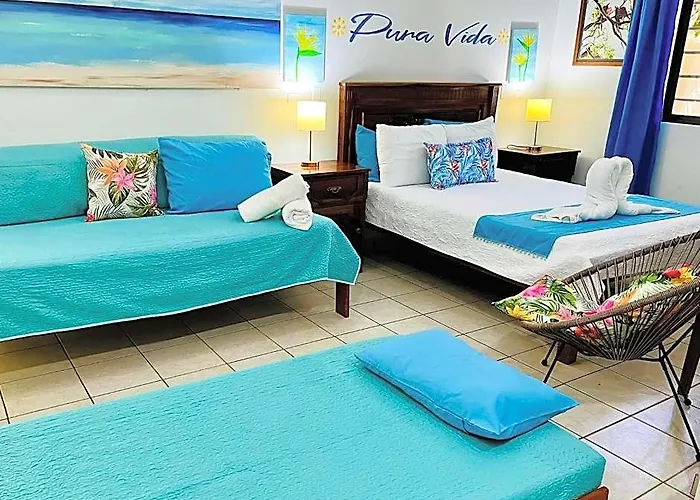 Toro Blanco Hotel Playas del Coco